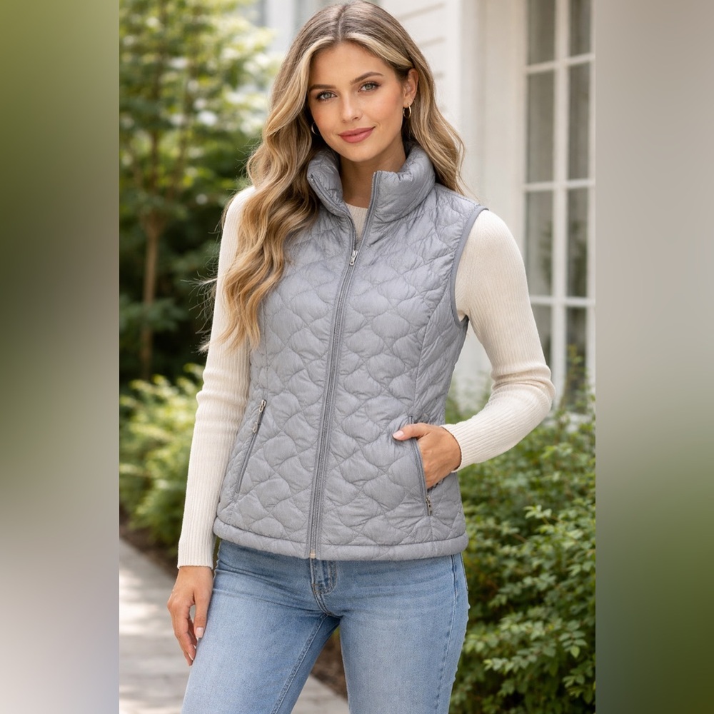 Gerry Women’s Small Gray Quilted Puffer Vest Lightweight Zip Up